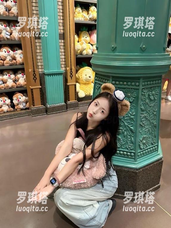 17c黑料中心 免费黑料领不停,17c黑料中心带你卷入惊险八卦BOSS大战!