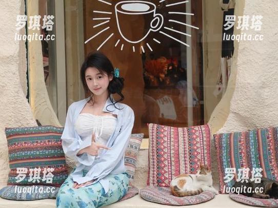 51热门 安卓用户的水果盘:今日吃瓜贡品大揭秘,51热门谁能彩虹翻盘?