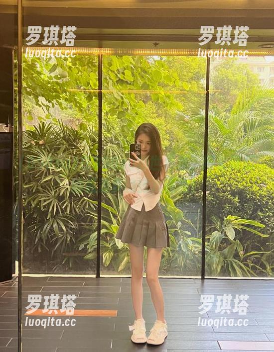 998su 在998su的世界里,网址背后的道道真的比戏还戏!