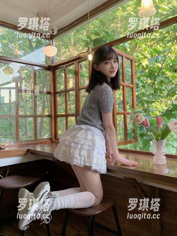 www51 下载www51,瓜田里走一遭,顺便找到爱情的影子!