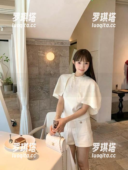 www51 谁说观看“www51”会错过八卦?明明是八卦追着我来了!