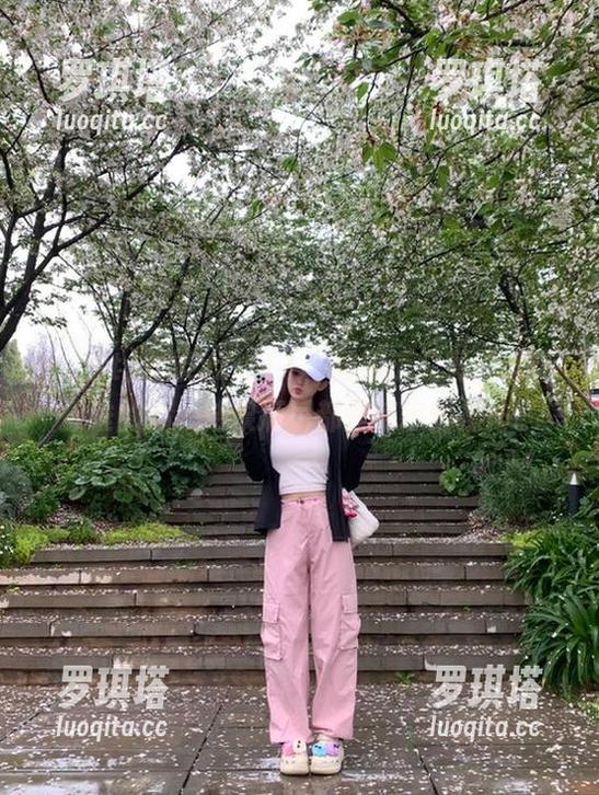 登录zztt11，想知道究竟是谁在撩谁的心，结果满屏都是草率的操作。