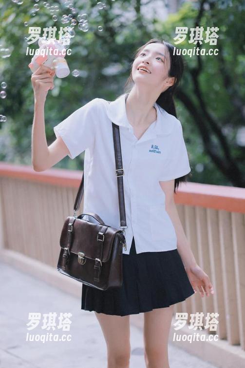 九一吃瓜 点开九一吃瓜网页,惊喜总是出其不意,不点可惜了!