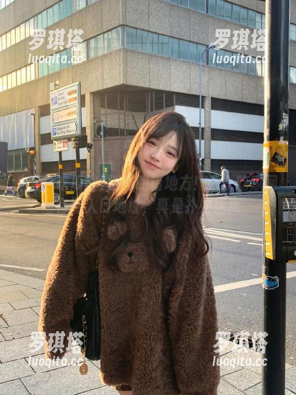 别再跑错地方！五一吃瓜网官网入口地址，真是扑朔迷离