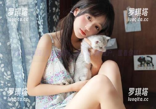 免费吃瓜网：雇个吃瓜专业户，围着你转！