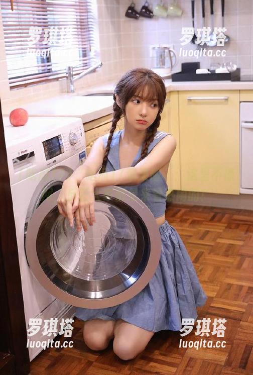 “吃瓜17苹果版”：这里不像网，反正大家都是来看热闹的！