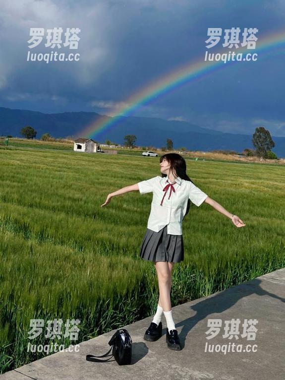 吃瓜网 朝阳塌陷中的资源梦,吃瓜网此刻成了谁的避风港?