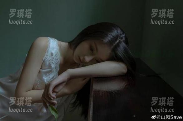 抢先了解国产热门事件，免费吃瓜网站让你展现八卦精神！