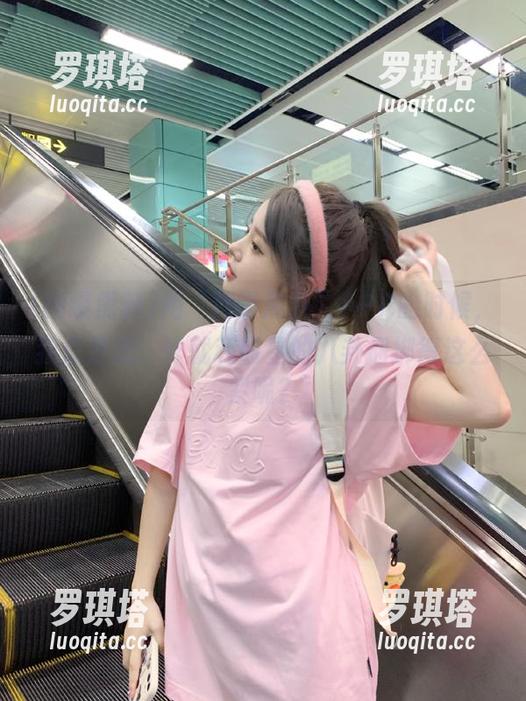 网曝黑料 用“网曝黑料”APP的时候,我总是想:咋就和明星的八卦捆绑得这么紧呢?
