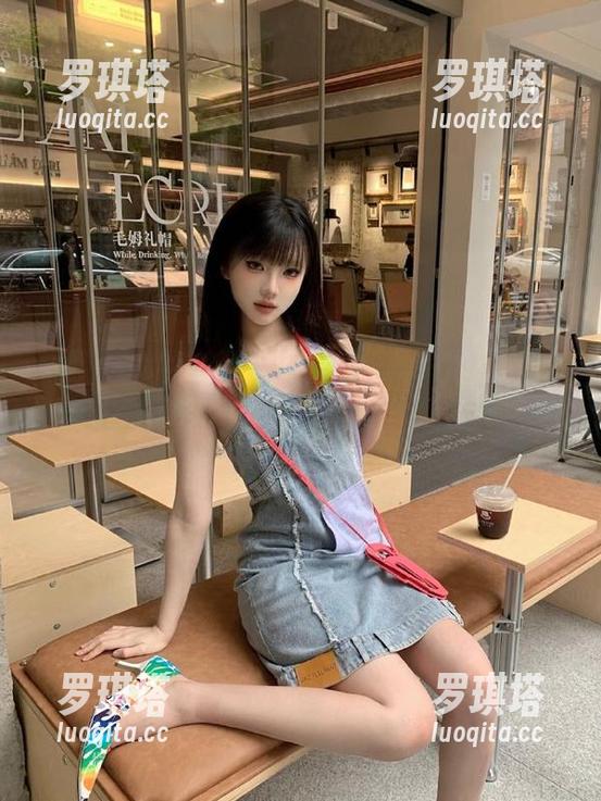 黑料社区的深夜讨论：我在这里永不迷路，但回归现实？想想就心累