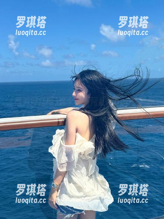 这个黑料网红网app让我想起了小时候偷偷看八卦杂志的那些日子...